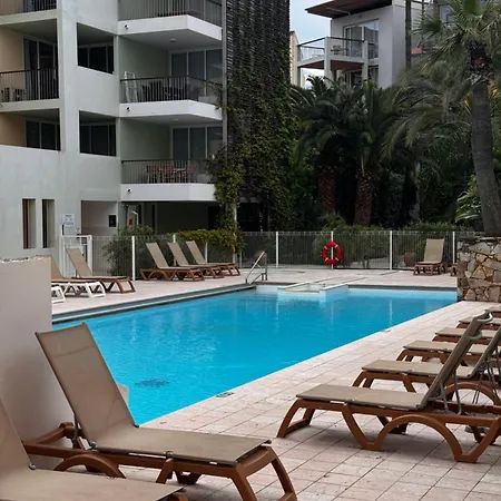 Apartment Family - Terrace - Parking - 4-5 People *